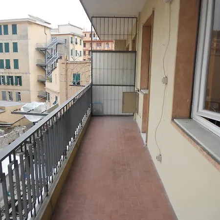 Brignole Apartment *